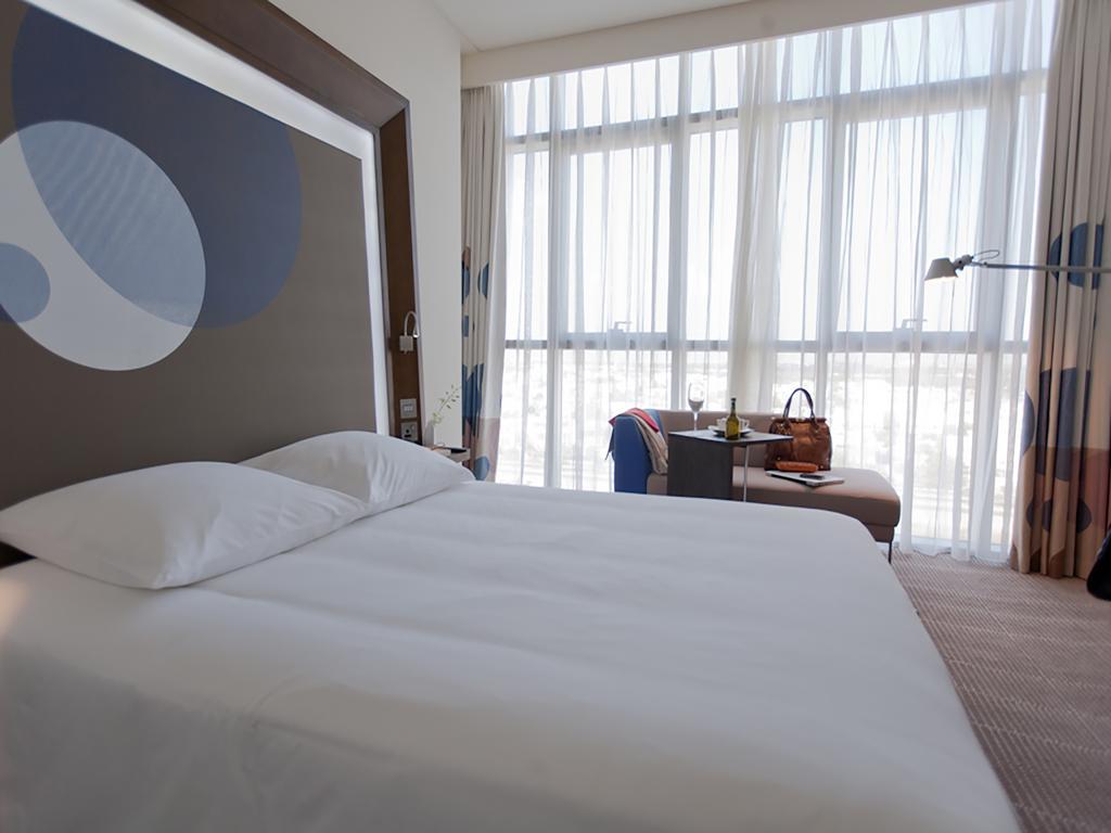 Novotel Abu Dhabi Gate Bagian luar foto